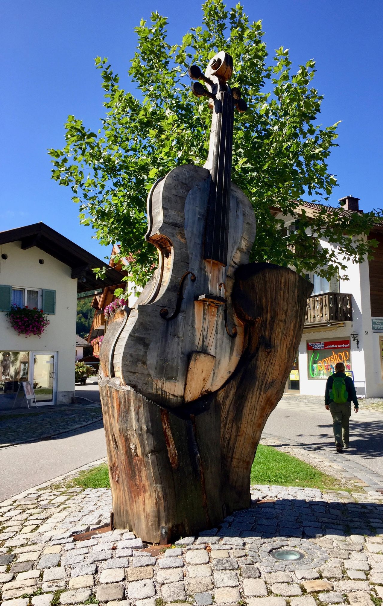 Wooden violin monument in town.